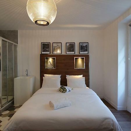 Appartement Studio de Charme proche Tour Eiffel et Rue Cler à Paris Extérieur photo